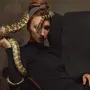 Девушка Со Змеей