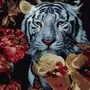 Тигр В Цветах Картинки